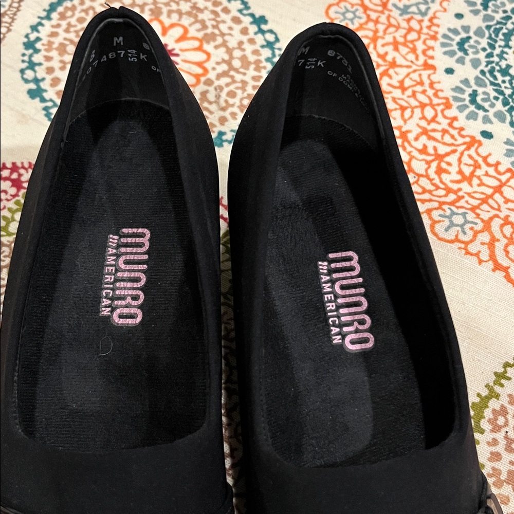Munro American Cindi Stretch Black Pumps size 8 women’s - Picture 3 of 10